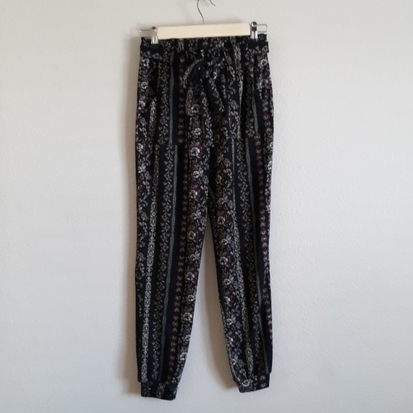 Joe Benbasset Pants - JOE B casual pants